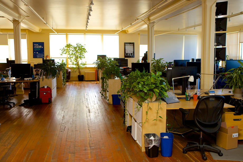 50人以下辦公室設計效果圖11