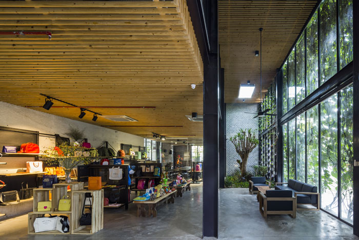 服裝廠房展示區裝修設計效果圖