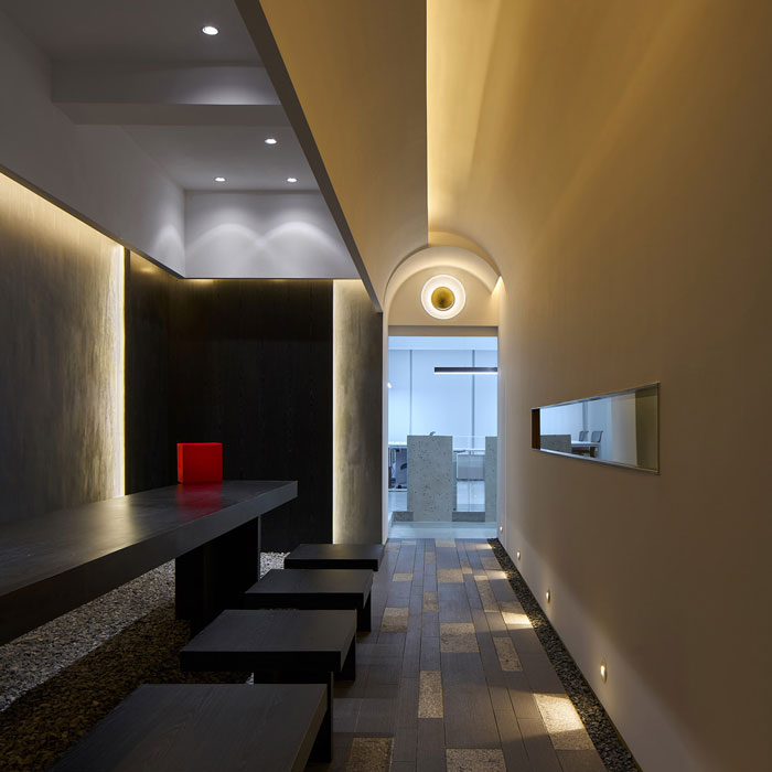 1300平方辦公室走廊吧臺裝修設(shè)計效果圖