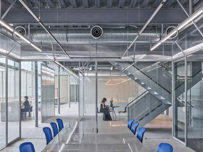 廠房辦公室會(huì)議區(qū)域裝修設(shè)計(jì)效果圖