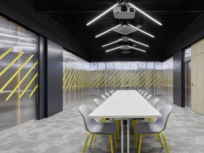 廠區(qū)辦公室會議室裝修設(shè)計效果圖