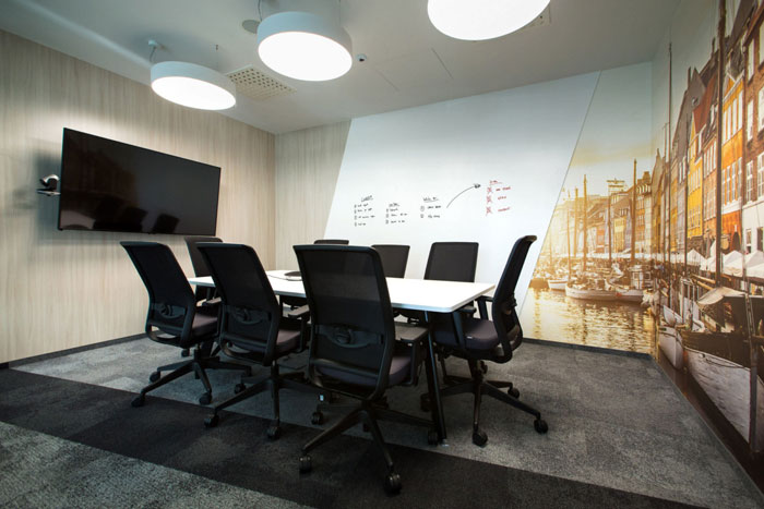 商務辦公室討論區裝修設計效果圖