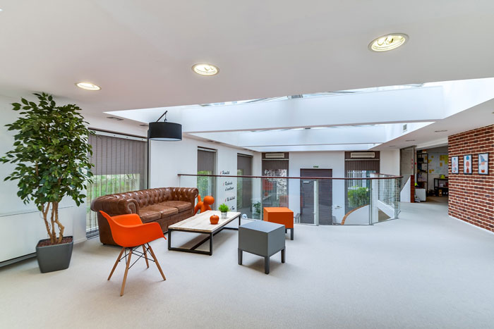 兩層550平方辦公室接待區裝修設計效果圖