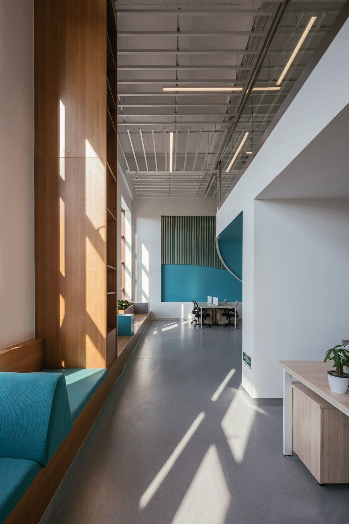 生物公司辦公室一樓休息區(qū)裝修設(shè)計(jì)效果圖