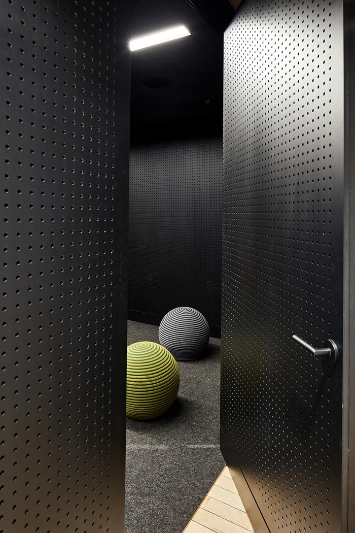 金融服務公司休閑區裝修設計效果圖