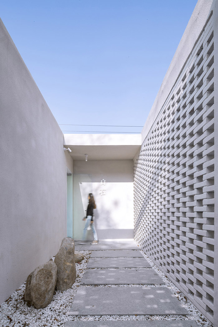 鄉村酒吧入口庭院裝修設計效果圖