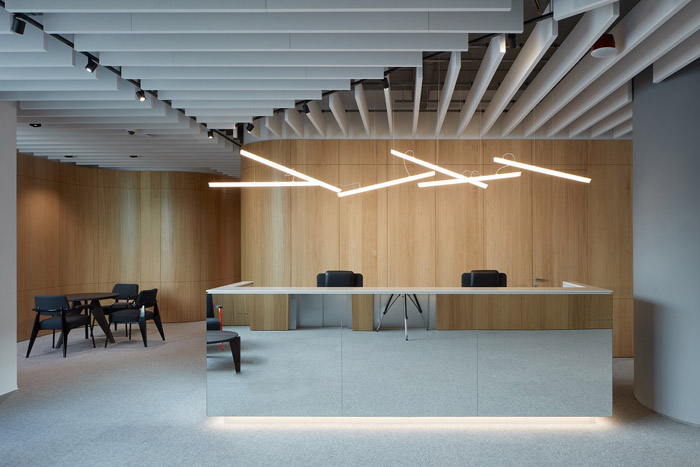 房地產(chǎn)公司裝修設(shè)計(jì)效果圖