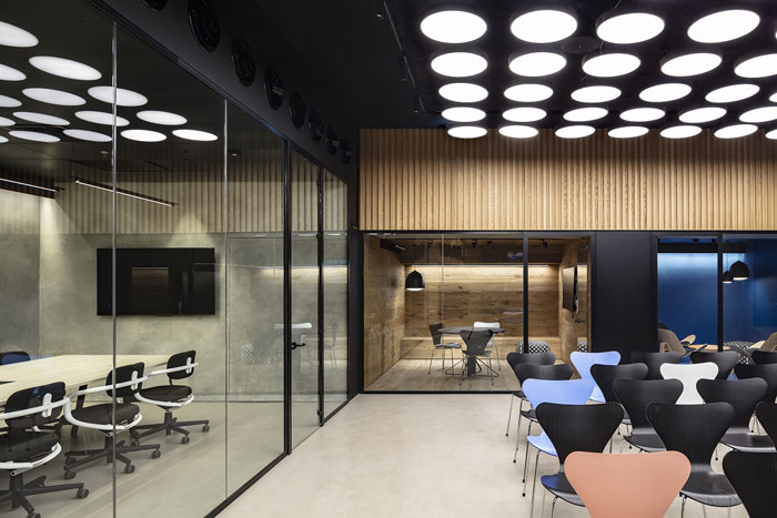 新總部辦公室會議區裝修設計效果圖