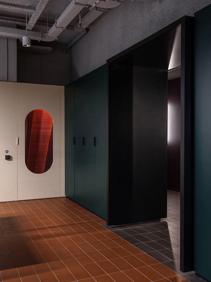 極簡辦公室進(jìn)門區(qū)裝修設(shè)計效果圖