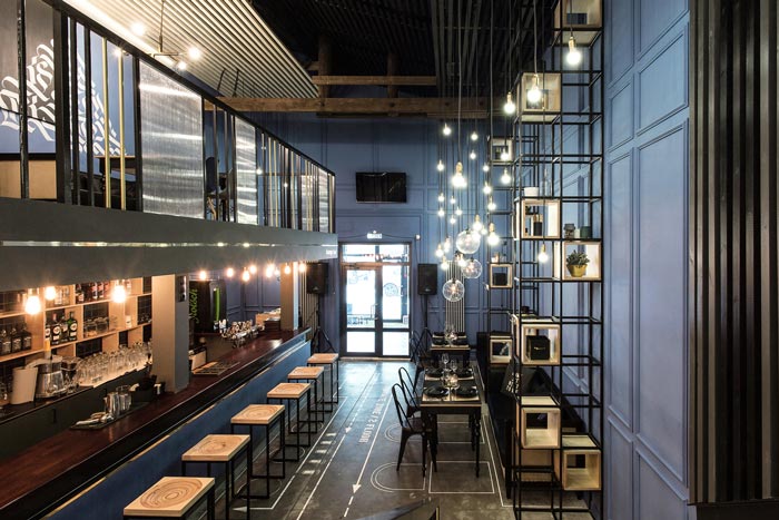 233平方工業風酒吧入口設計方案
