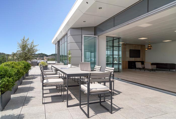 商業園辦公室開放區裝修設計效果圖